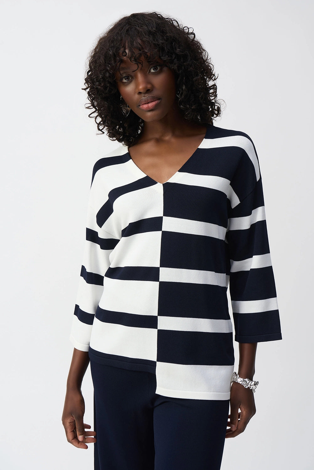 Joseph Ribkoff  | Striped Sweater Knit V-Neck Pullover - Midnight Blue/Vanilla