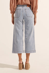 ZOE KRATZMANN | ESTABLISH JEAN LIGHT WASHED DENIM