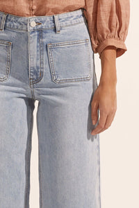 ZOE KRATZMANN | ESTABLISH JEAN LIGHT WASHED DENIM